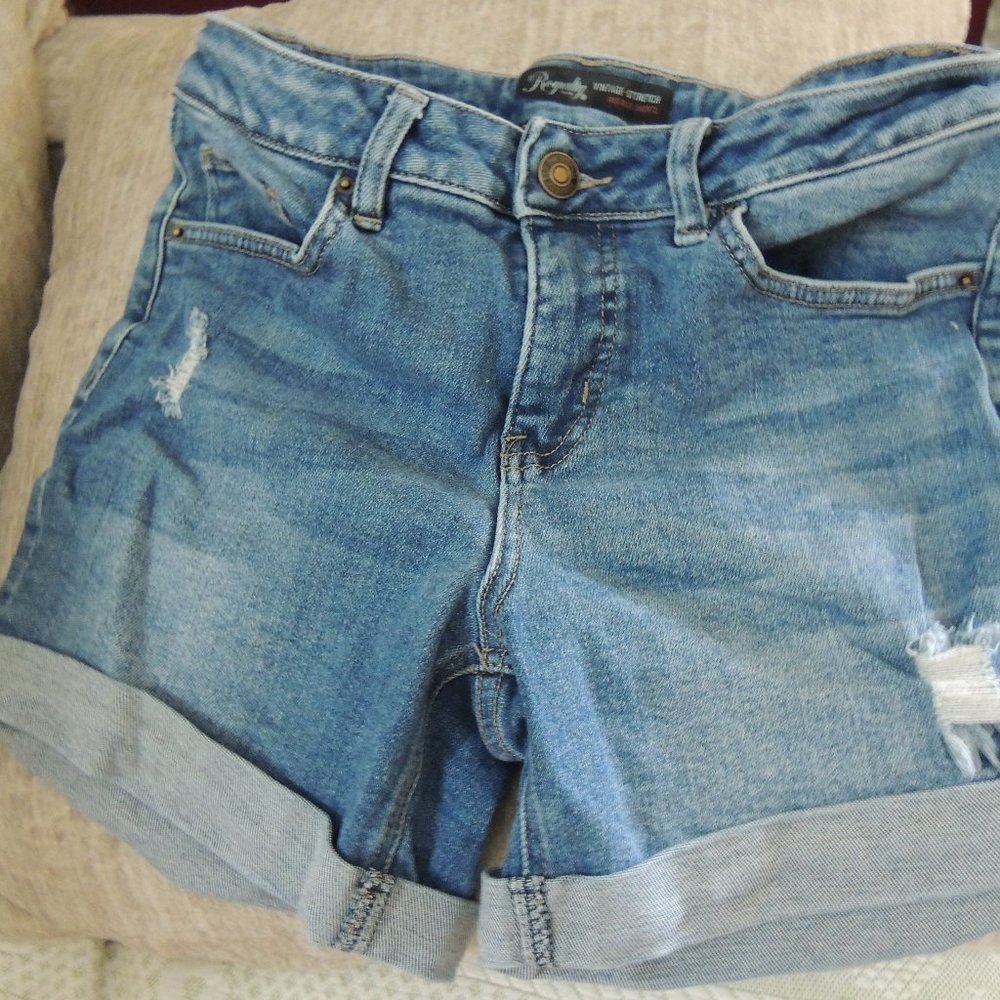 Royalty Vintage Stretch Mid Rise Shorts